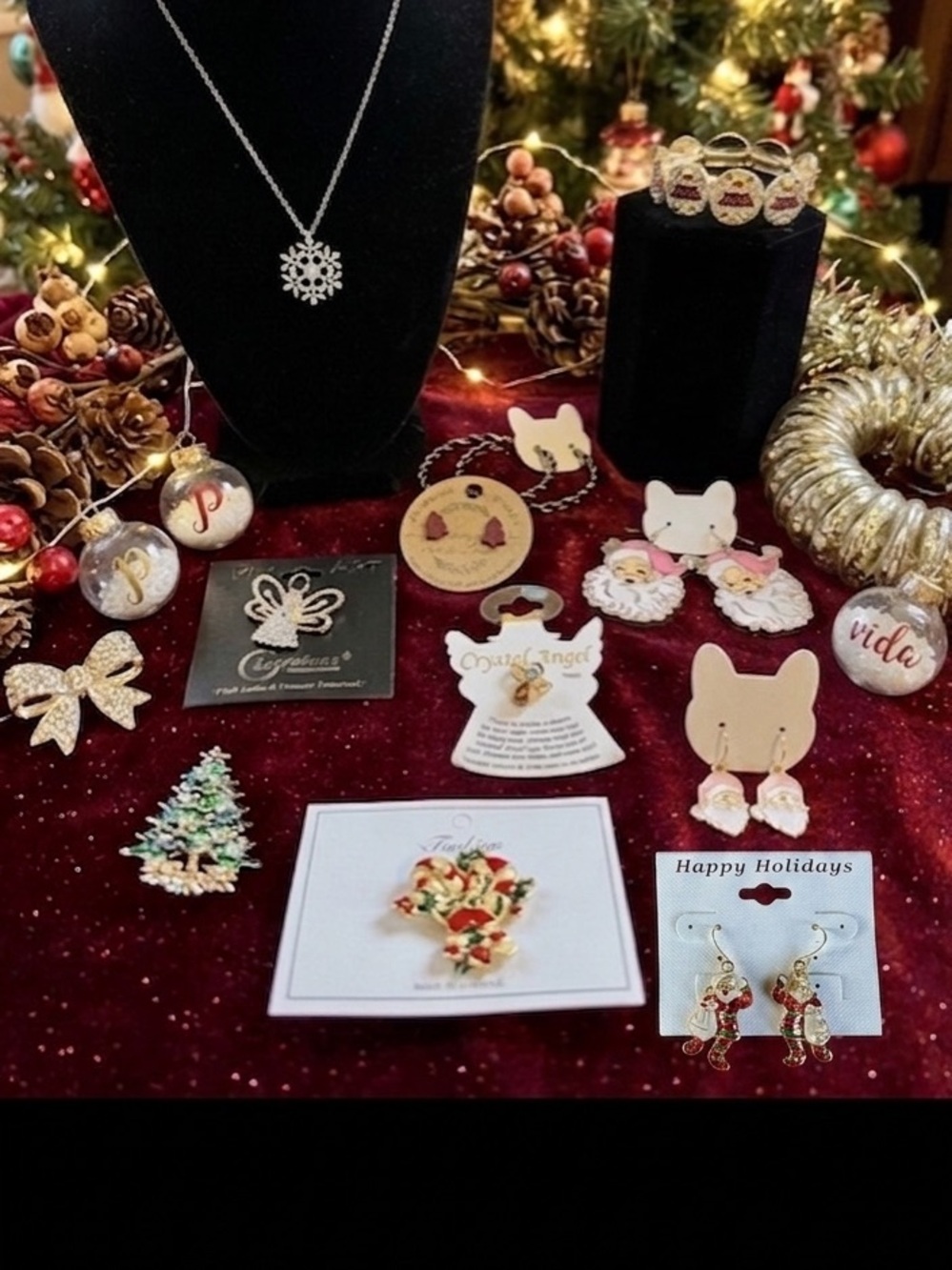 Pink One: Adorable Christmas Jewelry